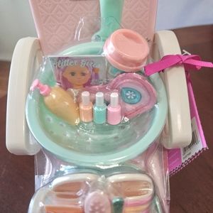 New Glitter Girls Salon Chair and Styling Playset